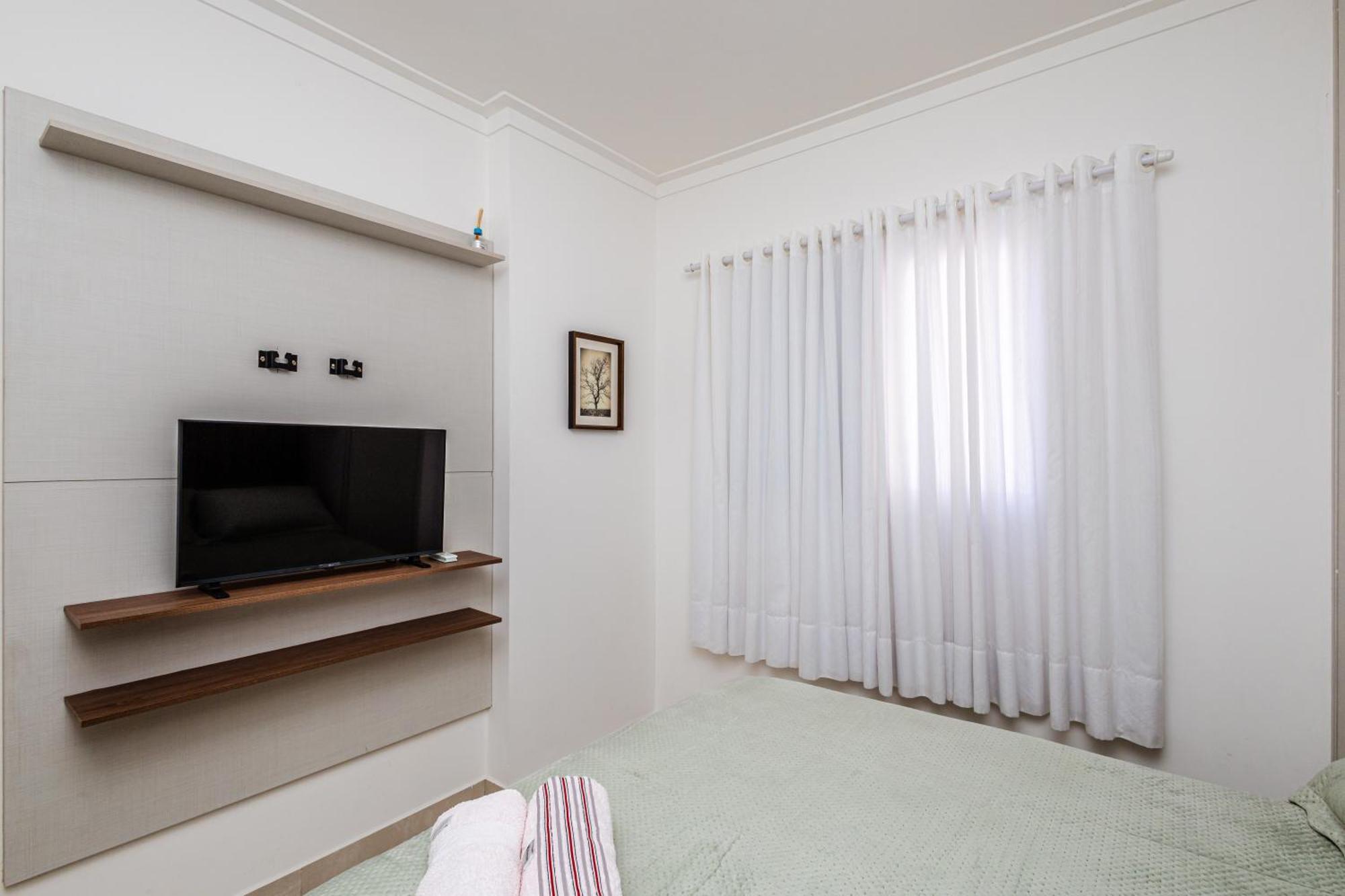 Apartamento Nascer Do Sol, Frente Mar Praia Grande (Santos)
